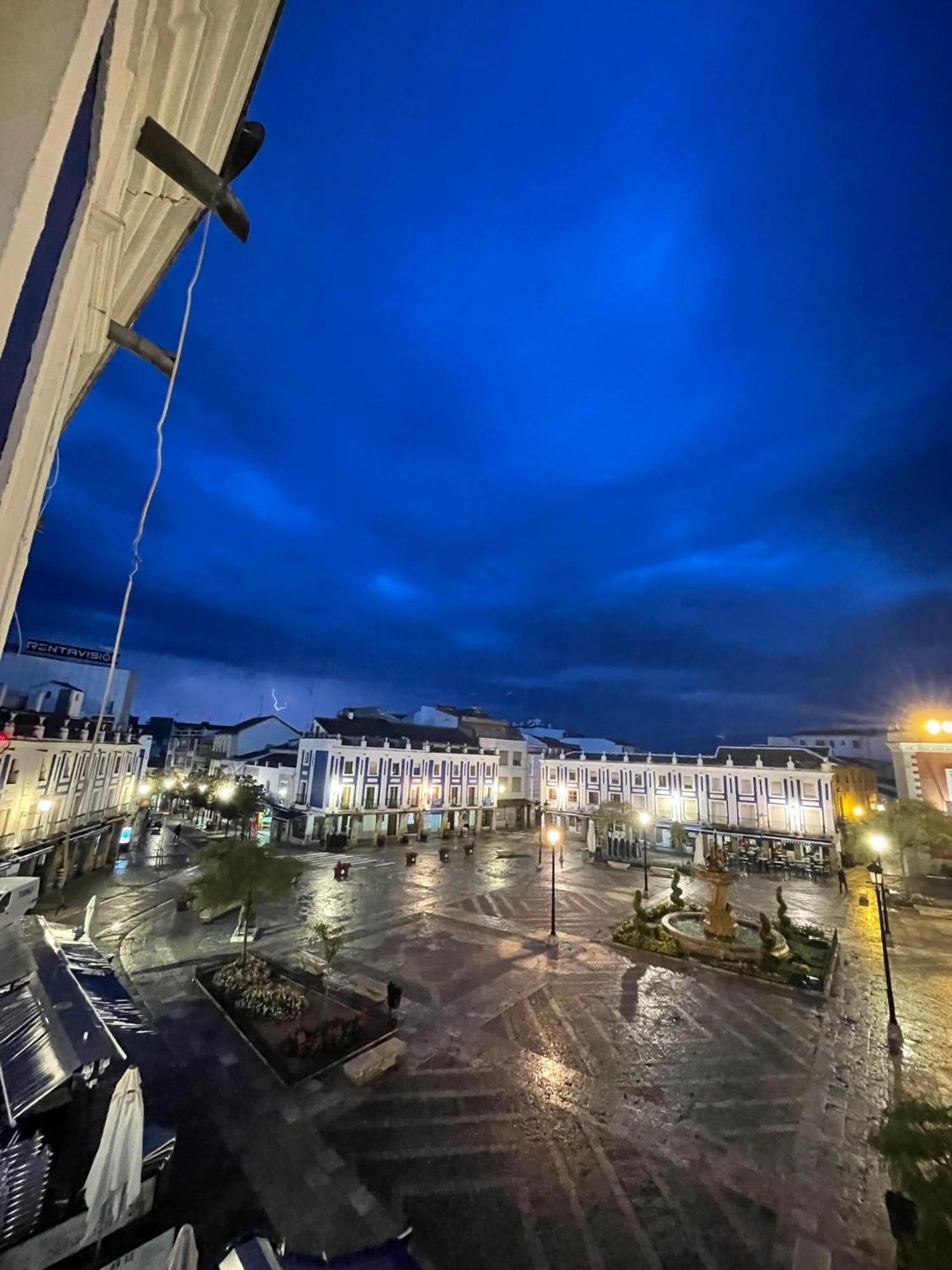 Appartamento Blanco Y Anil Plaza Valdepeñas Esterno foto